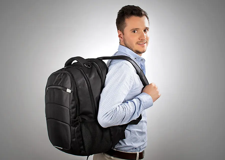 Portalaptop Alexander 29 Lts. 7