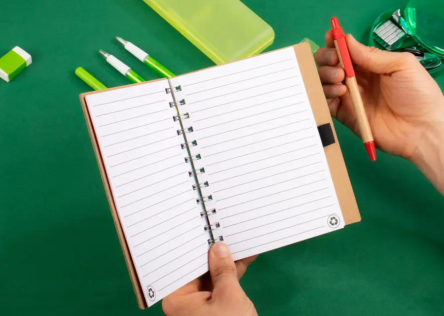 Cuaderno con Bolígrafo 16