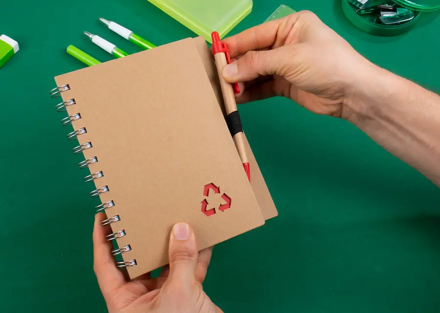 Cuaderno con Bolígrafo 2