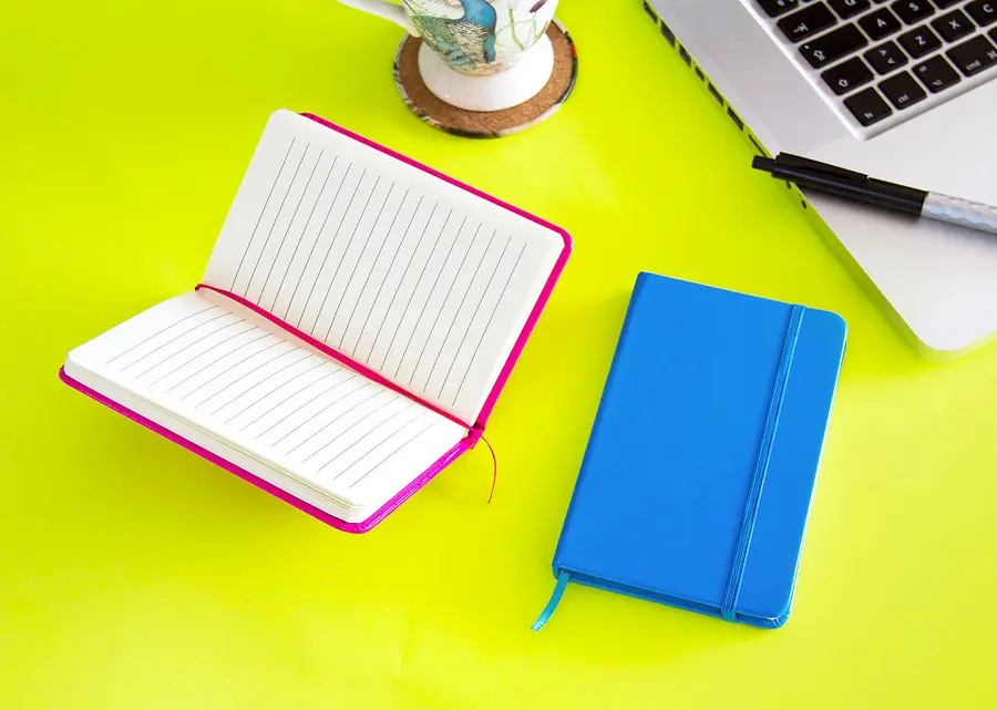 Libreta Neón Mini 11