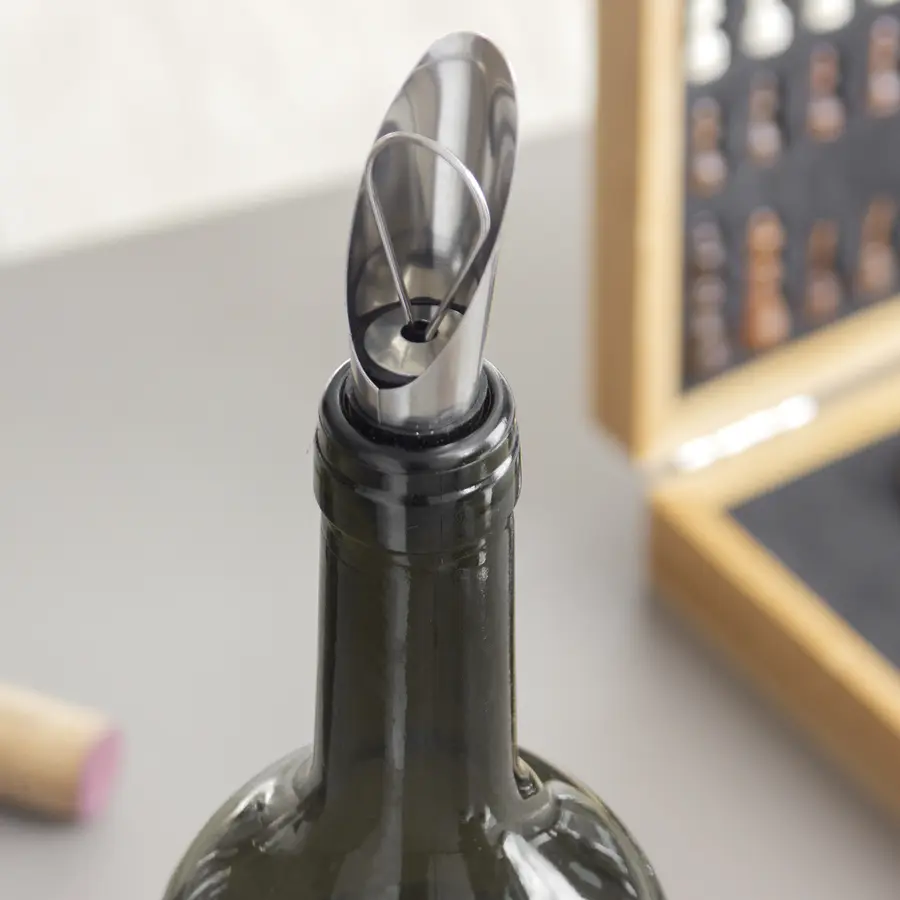 Set de vino con juego de ajedrez CHESSY 10
