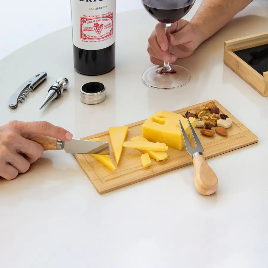 Set de vino y Tabla para quesos "WINCHESTER" 11