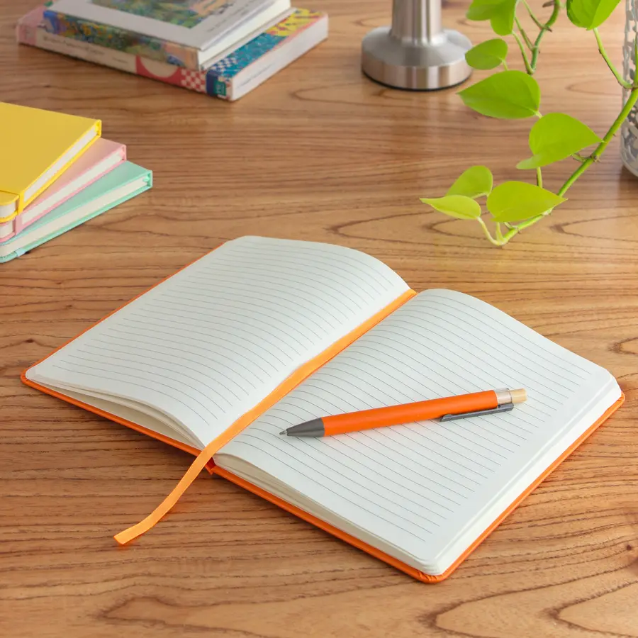 Libreta "MEDIUM" 52